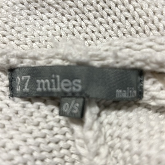 27 Miles Malibu-Cream Pullover Hooded Knit Poncho with Fringe - Picture 6 of 8